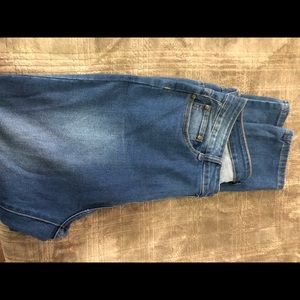 Fashion nova butt lifting jeans